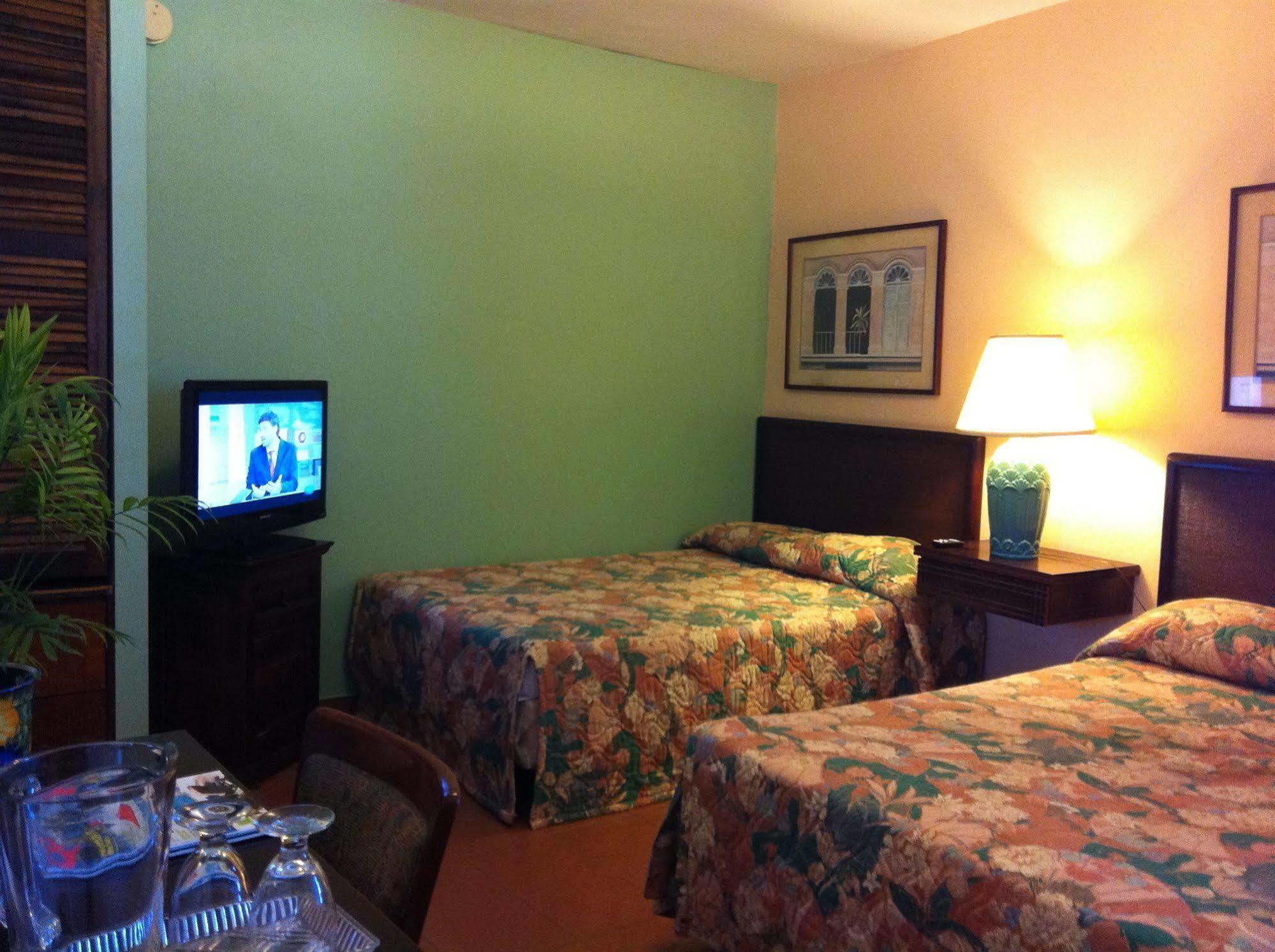 Hotel Iberia - San Juan Room photo